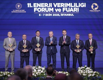 11. EVF <p>11. EVF</p>
